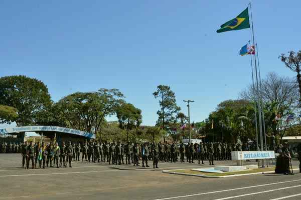 Concurso do Exército oferece vagas com salários de até R$ 8,2 mil; confira