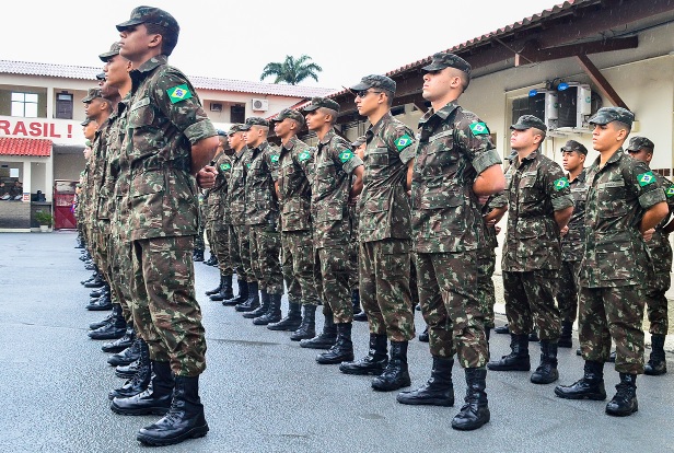 Exército inscreve até agosto para concurso de oficiais e capelães